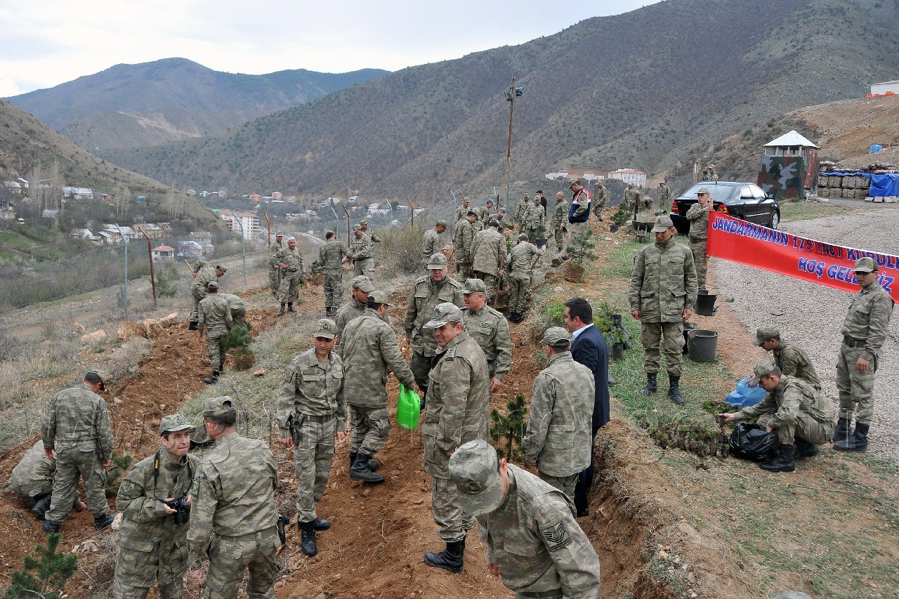 Jandarma, 175.Yılında Bin 175 Fidan Dikti  4