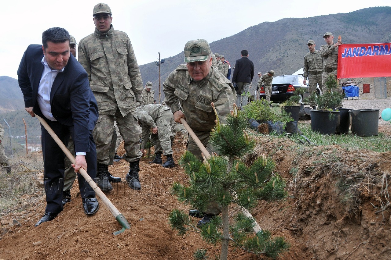Jandarma, 175.Yılında Bin 175 Fidan Dikti  7