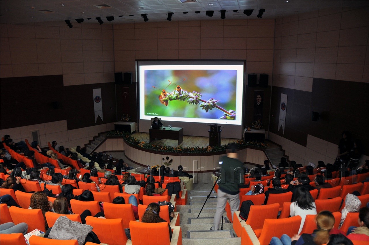 GÜFSAD Başkanı Yalçın Üniversite Öğrencileri İle Buluştu 1