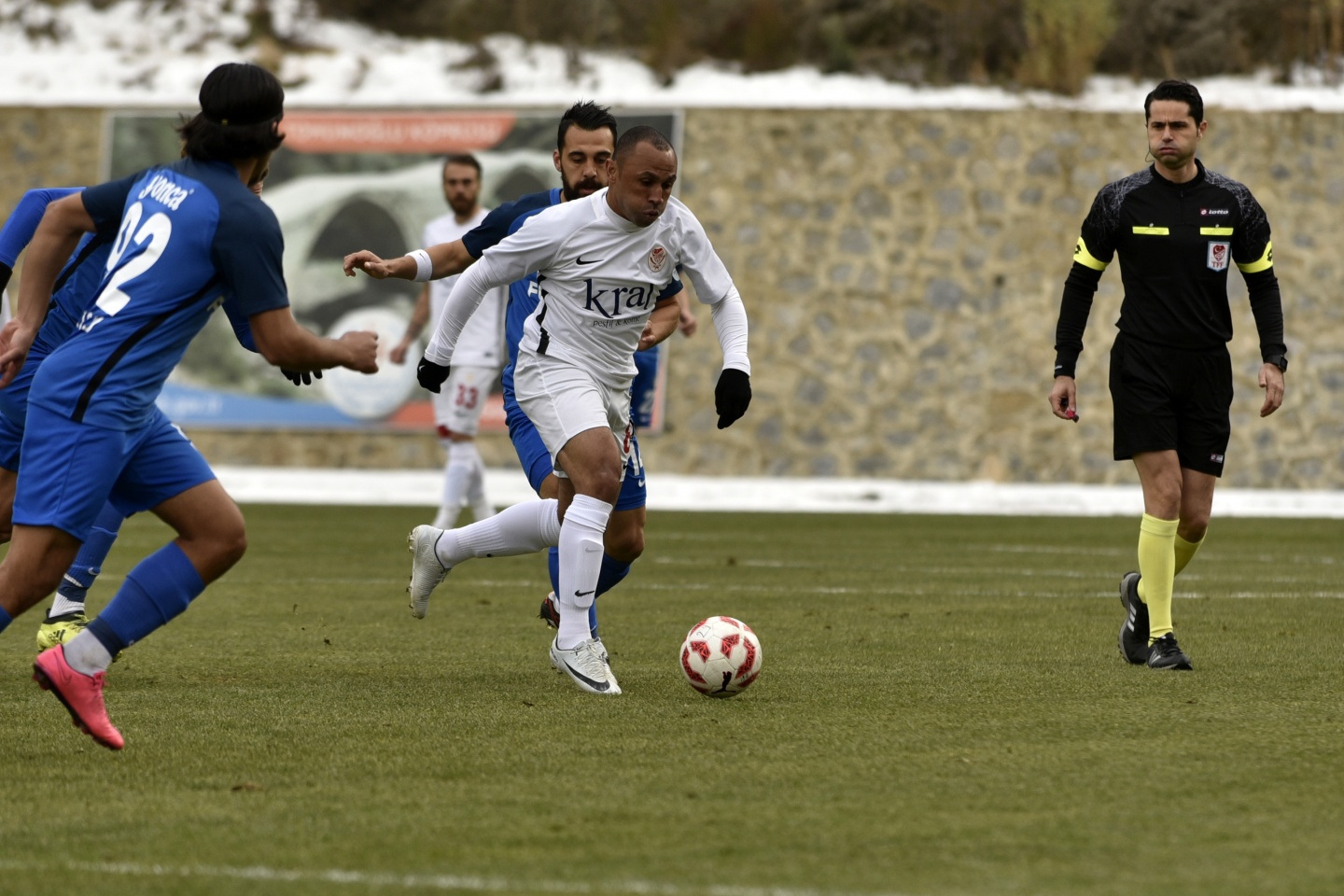 Gümüş sahasındaki ilk mağlubiyetini aldı: 0-2 92