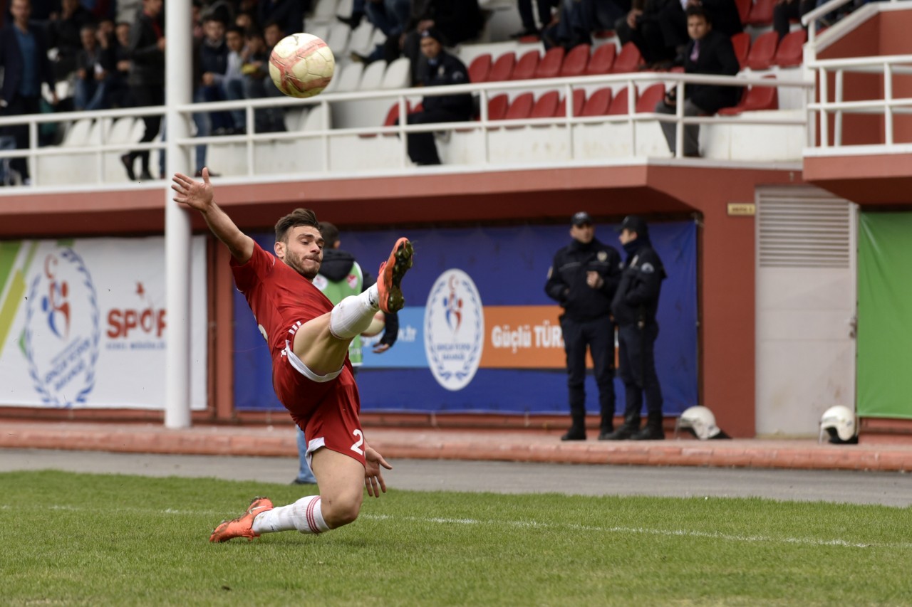 Gümüş Kartal'ı aşamadı: 0-0 46