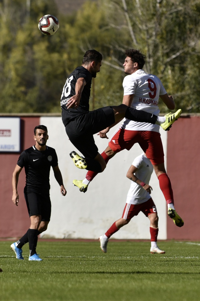 Gümüş son dakikada yıkıldı: 0-1 36