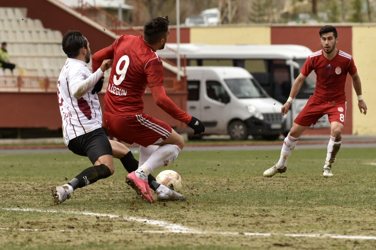 Gümüş Kartal'ı aşamadı: 0-0 47