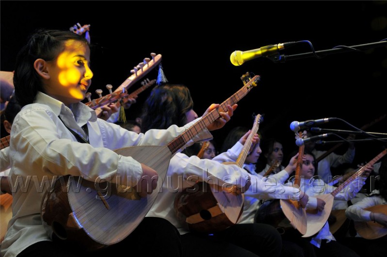 Genç Ozanlar Korosu Gümüşhane'de 2