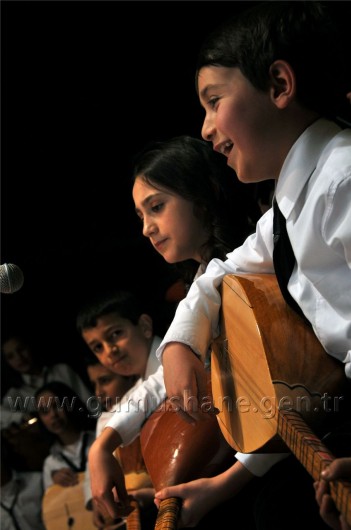 Genç Ozanlar Korosu Gümüşhane'de 4