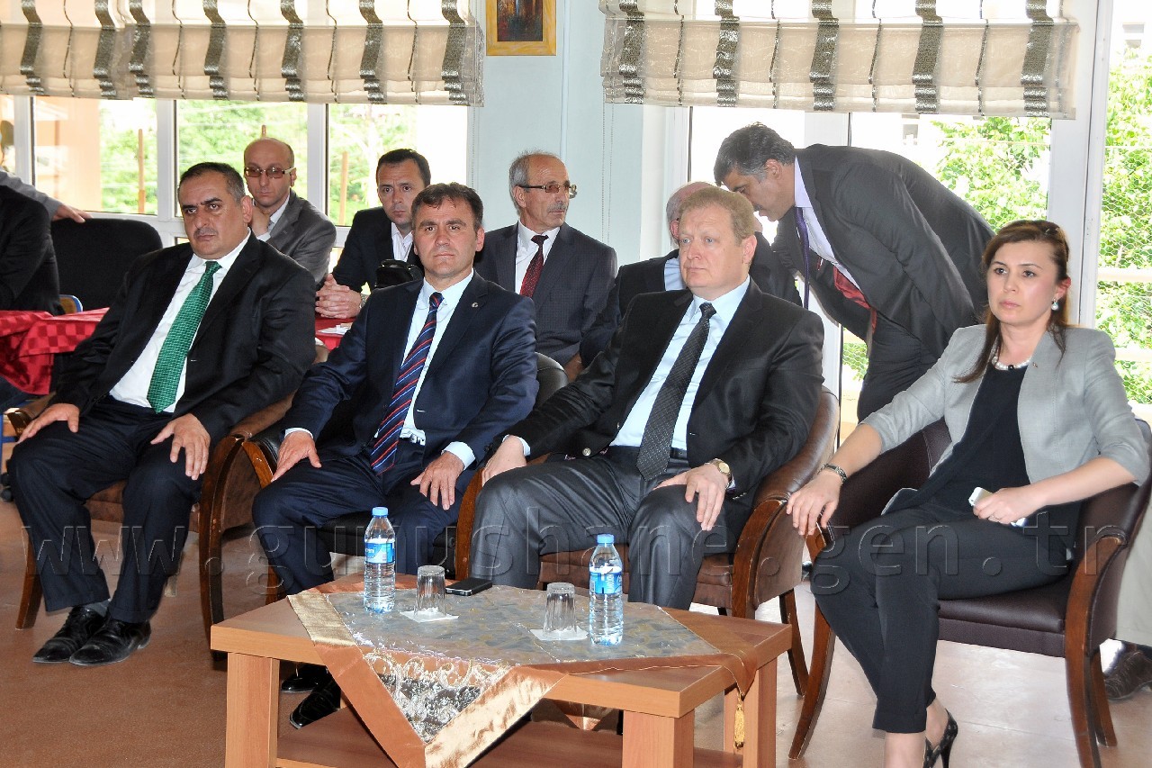 Gümüşhane'de 28 Gören Göz Cihazı Törenle Dağıtıldı 2