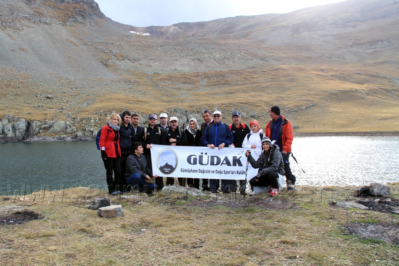 Gümüşhaneli Dağcılardan Sonbahar Yürüyüşü 1