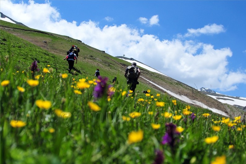 GÜDAK, Sezonun İlk Zirve Tırmanışını Gerçekleştirdi 1
