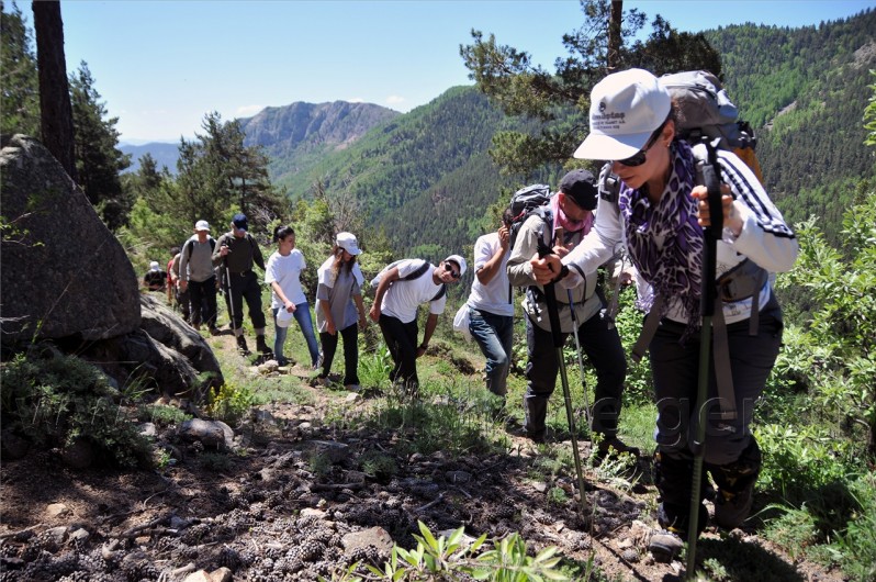 Gümüşhaneli Dağcılar 'Koşabiliyorken Koş' Projesi İçin Yürüdü 2