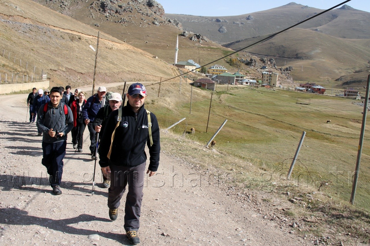Gümüşhaneli Dağcılardan Sonbahar Yürüyüşü 2