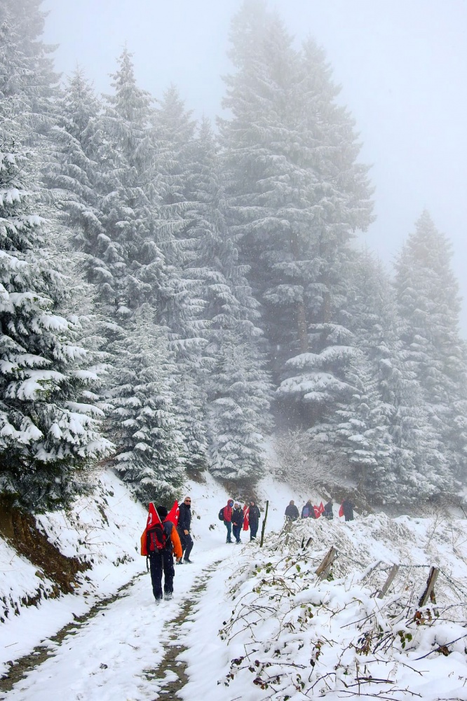 Gümüşhaneli dağcılar Çanakkale şehitleri için yürüdü 14