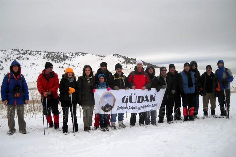 Gümüşhaneli Dağcılar Sarıçiçek Köyüne Yürüdü 28