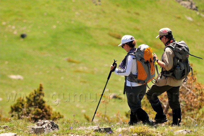 Gümüşhaneli Dağcılar 'Koşabiliyorken Koş' Projesi İçin Yürüdü 3