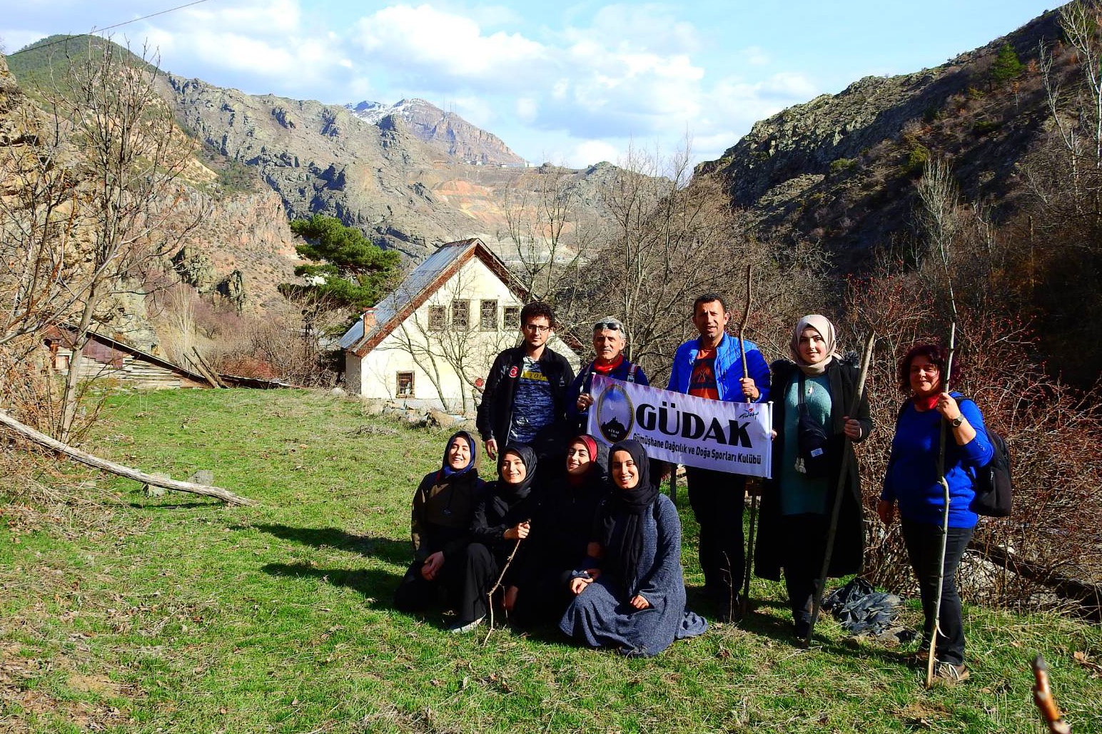 Gümüşhane’de bahara merhaba yürüyüşü 10