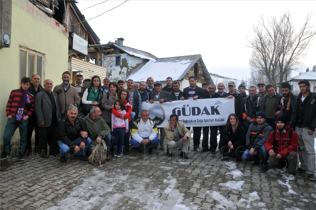 Gümüşhaneli Dağcılar Kelkit'te Yürüyüş Düzenledi 6