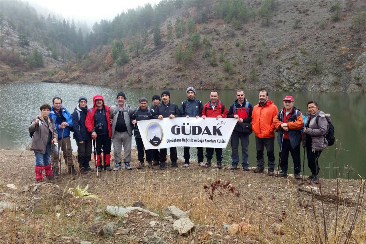 Gümüşhaneli Dağcılar Yeniyol Köyünde Yürüyüş Gerçekleştirdi 8