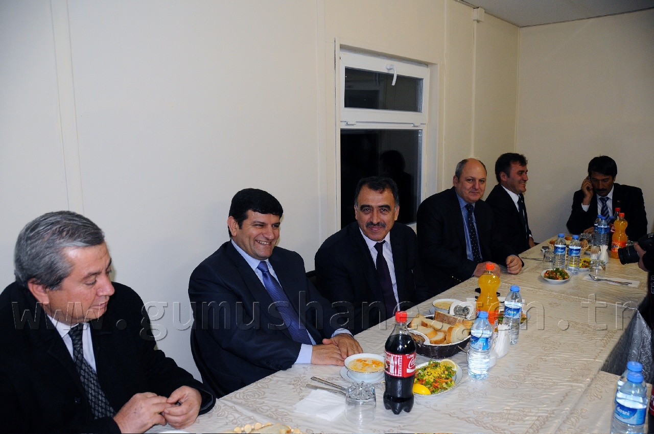 Vali Mayda Sanayici ve İşadamlarıyla Bir Araya Geldi 2