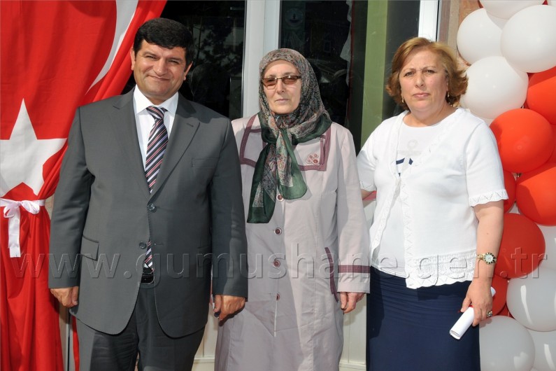 Gümüşhane'de Halk Eğitim Sergisi Açıldı 2