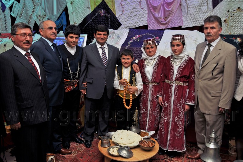 Gümüşhane'de Halk Eğitim Sergisi Açıldı 5