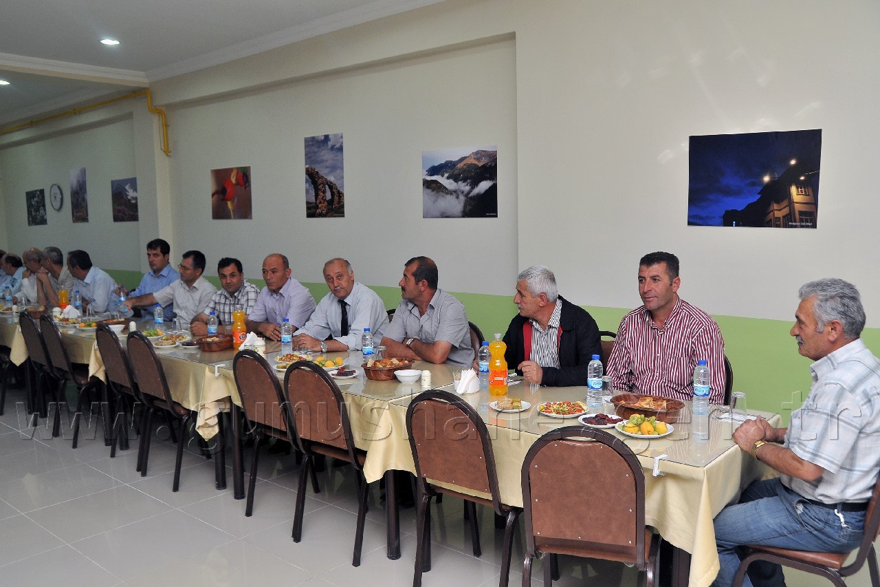 İl Özel İdare Teşkilatı İftar Yemeğinde Bir Araya Geldi 9