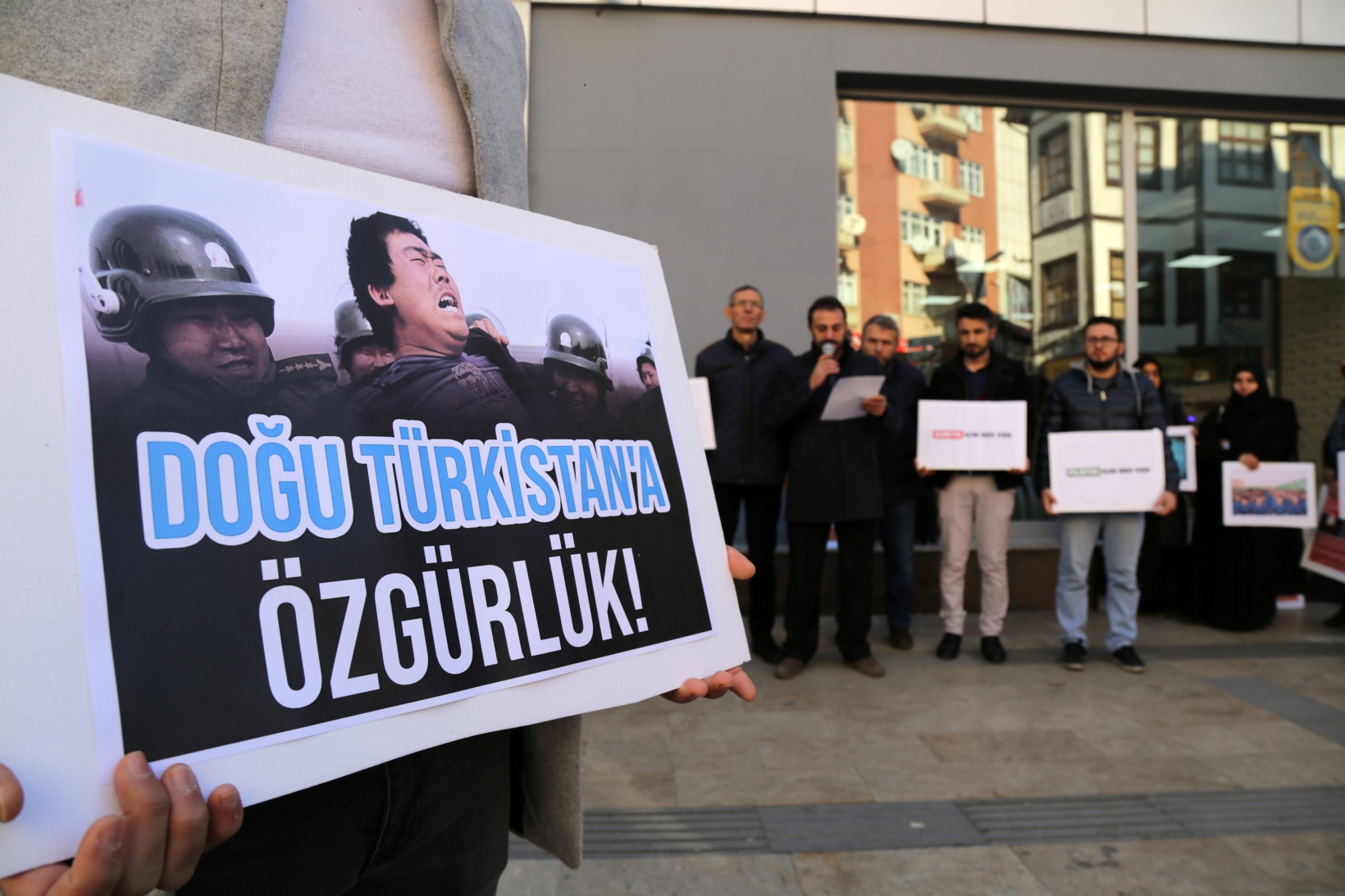 Gümüşhane Dünya İnsan Hakları Gününde zulme sessiz kalmadı 1