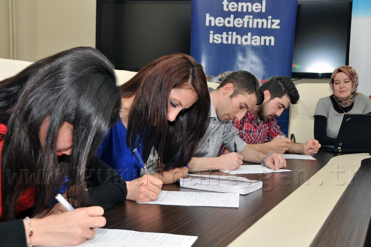 Üniversite Öğrencileri İş Hayatına Hazırlanıyor 2