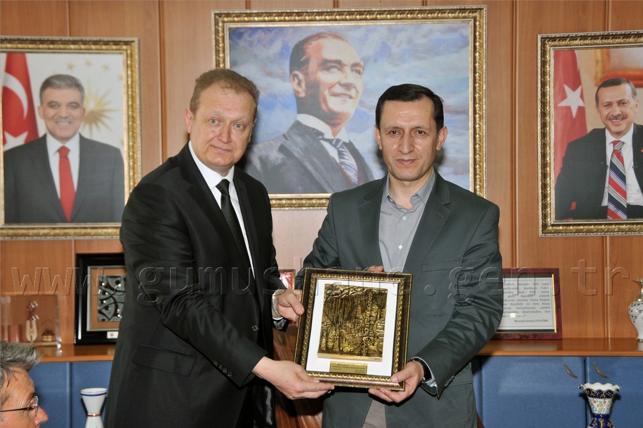 Başbakan Yardımcısı Emrullah İşler Gümüşhane’de 10