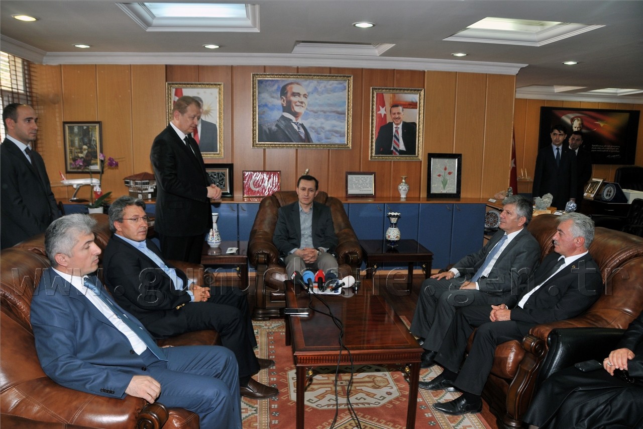 Başbakan Yardımcısı Emrullah İşler Gümüşhane’de 8