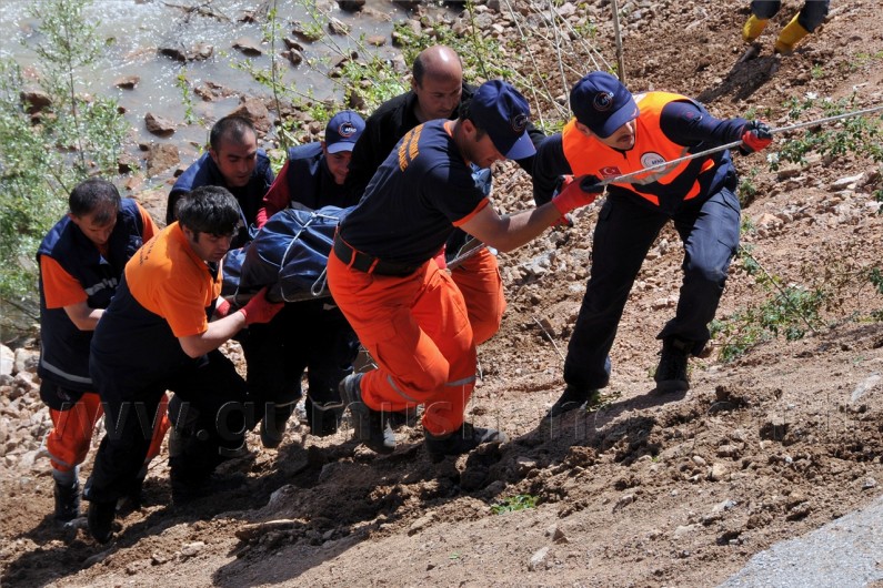 Harşit Çayına Düşen Yaşlı Kadın Bulundu 6