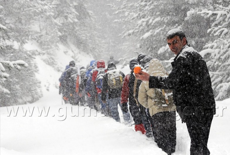 Tipi Altında 2 Bin 100 Metreye Yürüyüş 2