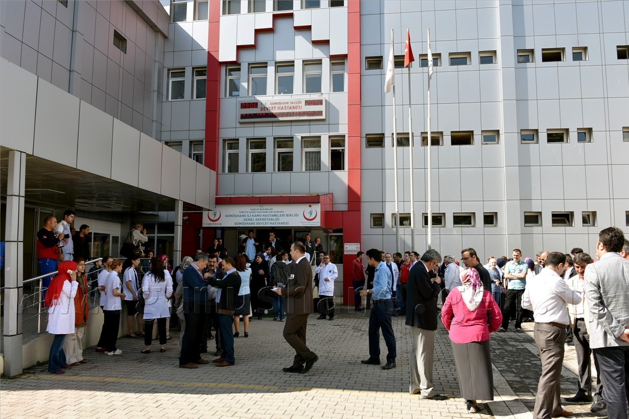 Op.Dr. Kamil Furtun Gümüşhane’de Anıldı 3