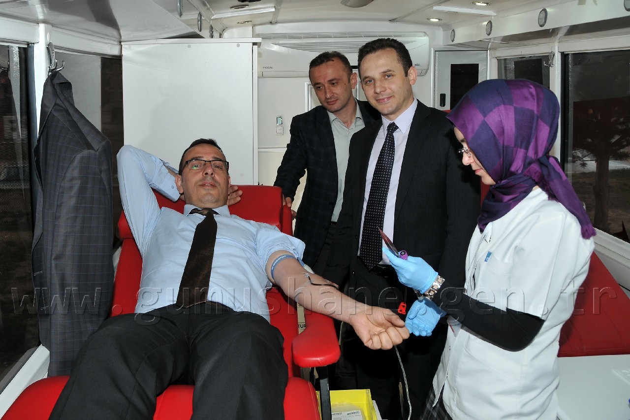 Gümüşhane’de 112 Çalışanları Kan Verdi 1