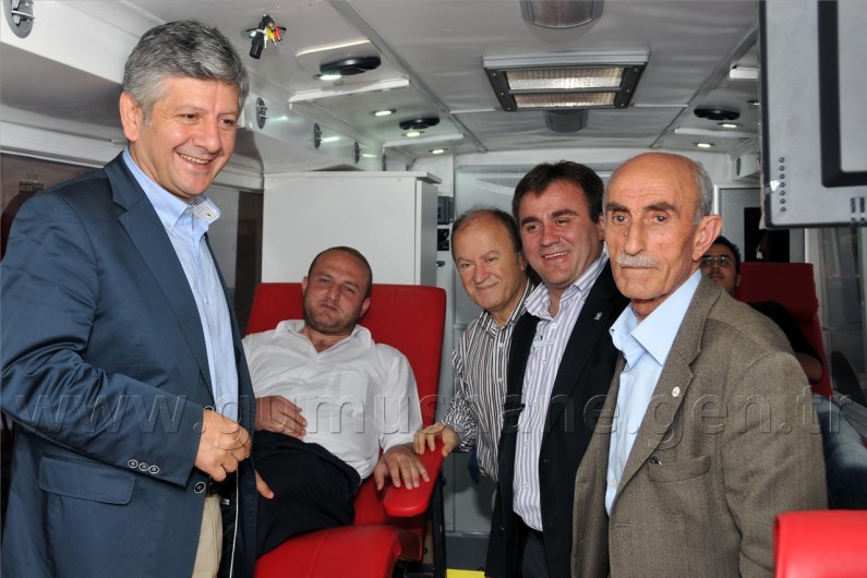 AK Gençlik Gümüşhane'de Kan Verdi 2