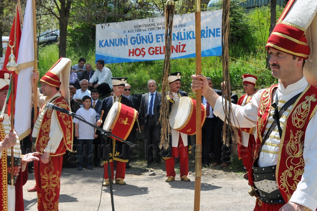 Kanuni Sultan Süleyman Gümüşhane'de Anıldı 5