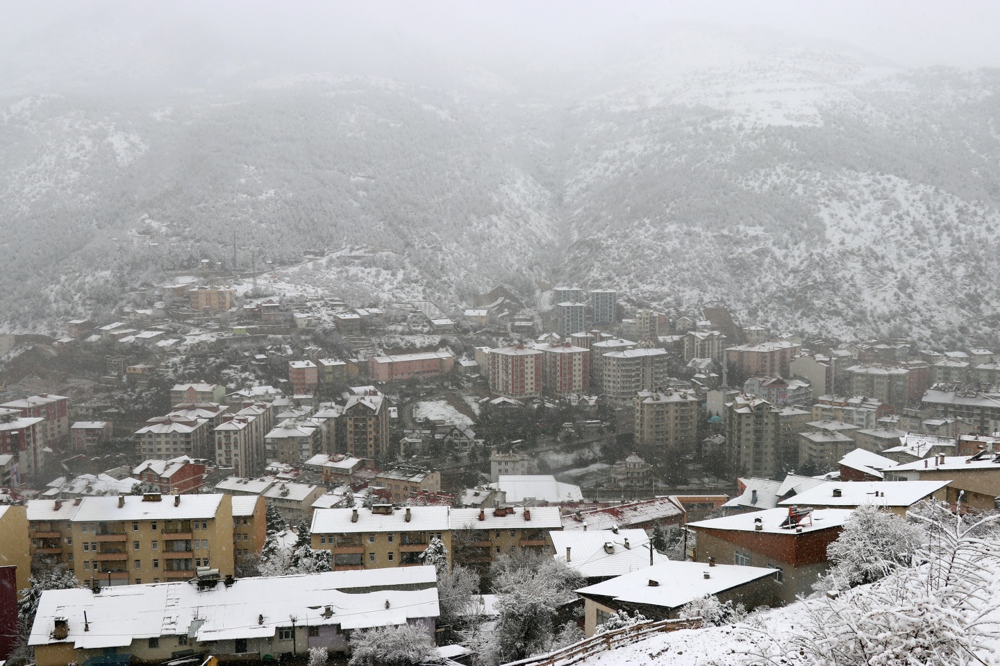Gümüşhane’ye Nisan ayında beyaz sürpriz 19