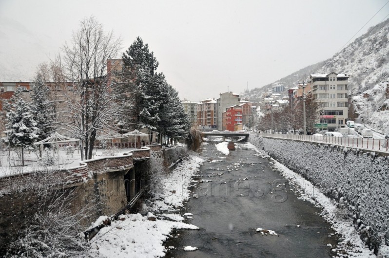 Gümüşhane Beyaz Gelinliğini Giydi 3