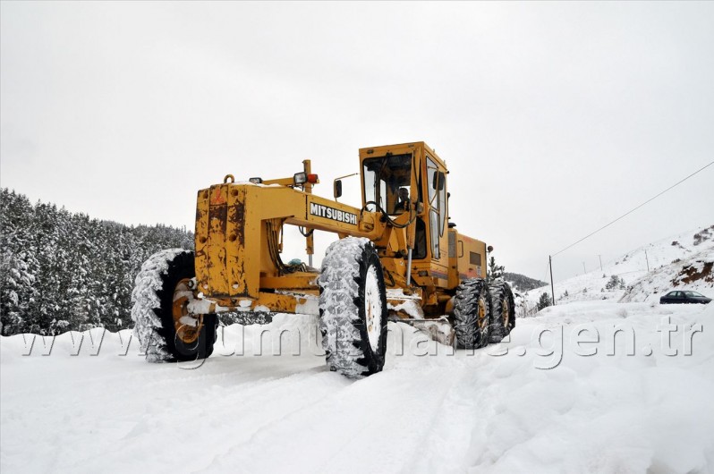 Gümüşhane'de Karla Mücadele Çalışmaları 3