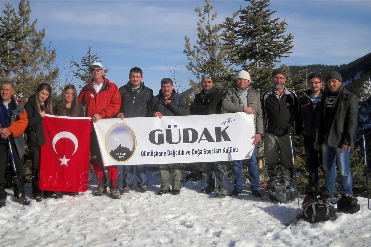 Gümüşhaneli Dağcılardan Kar Yürüyüşü 7
