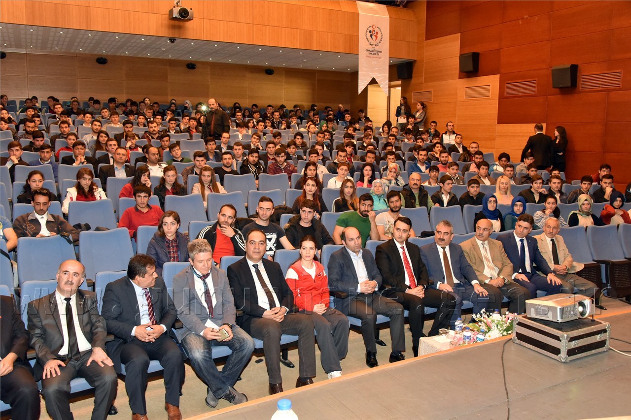 Gümüşhaneli Gençlere Ustalardan Tecrübeler 14