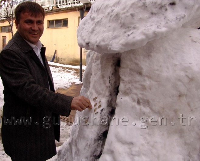 Gümüşhane'de Kar Sanata Dönüştü 5