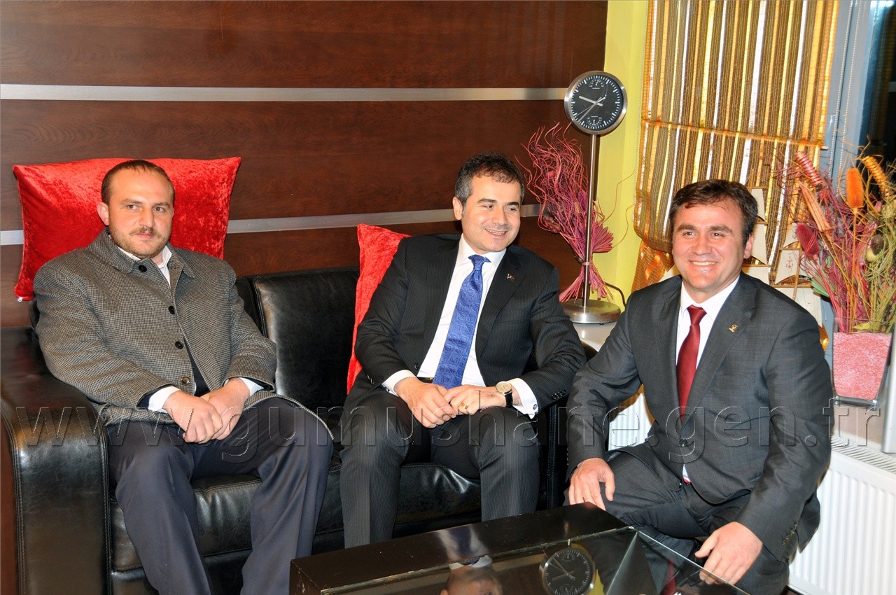 Gençler Suat Abilerini Meşalelerle Karşıladı 4