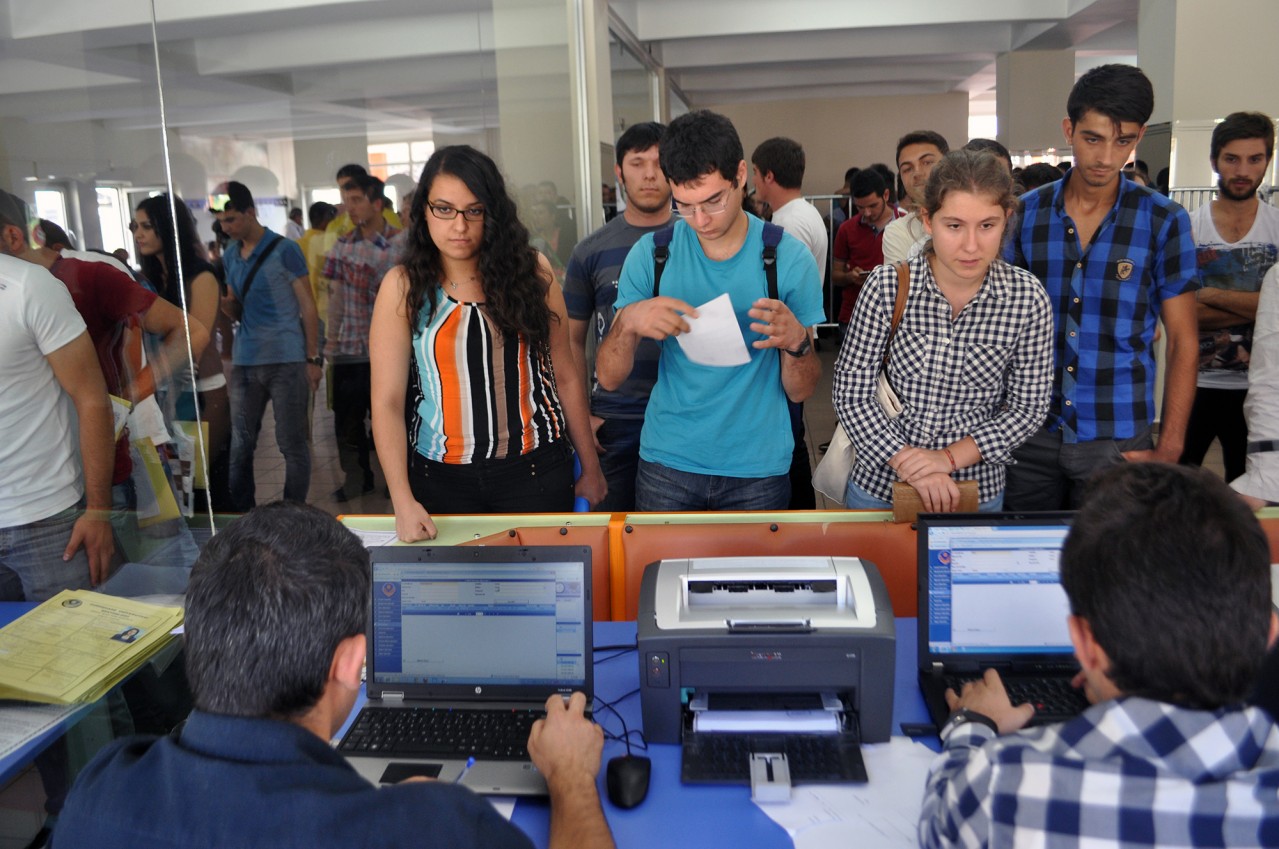 GÜ'ye İlk Gün Bin 265 Öğrenci Kayıt Yaptırdı 3