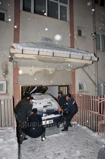 Kaza Yapan Aracı Kurtaran Çekici De Kaza Yaptı 1