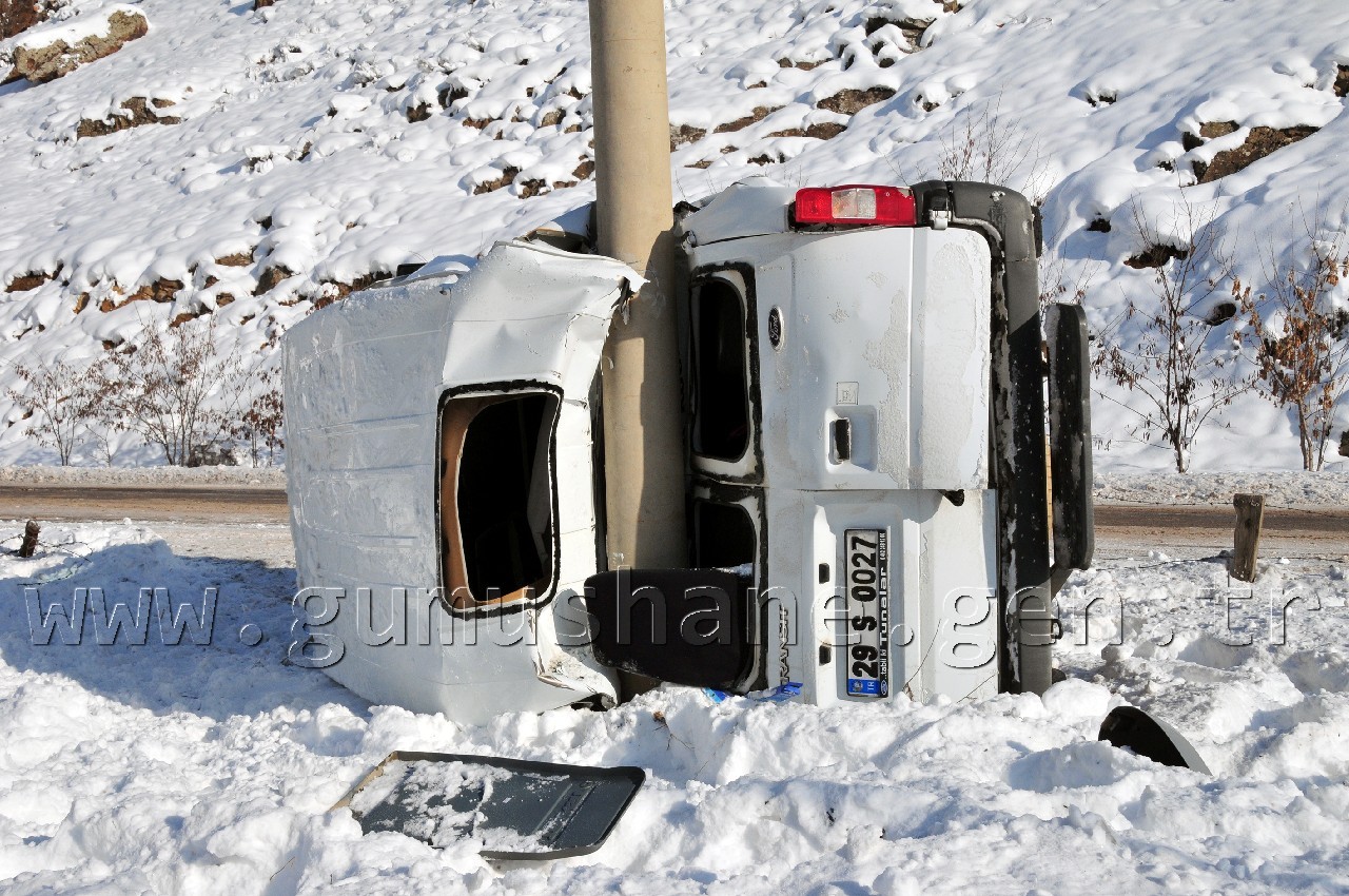 Maden İşçilerini Taşıyan Servis Kaza Yaptı: 9 Yaralı 6