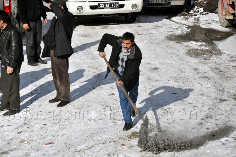 Gümüşhane’de Kar Yağışı Kazaları Da Beraberinde Getirdi 2