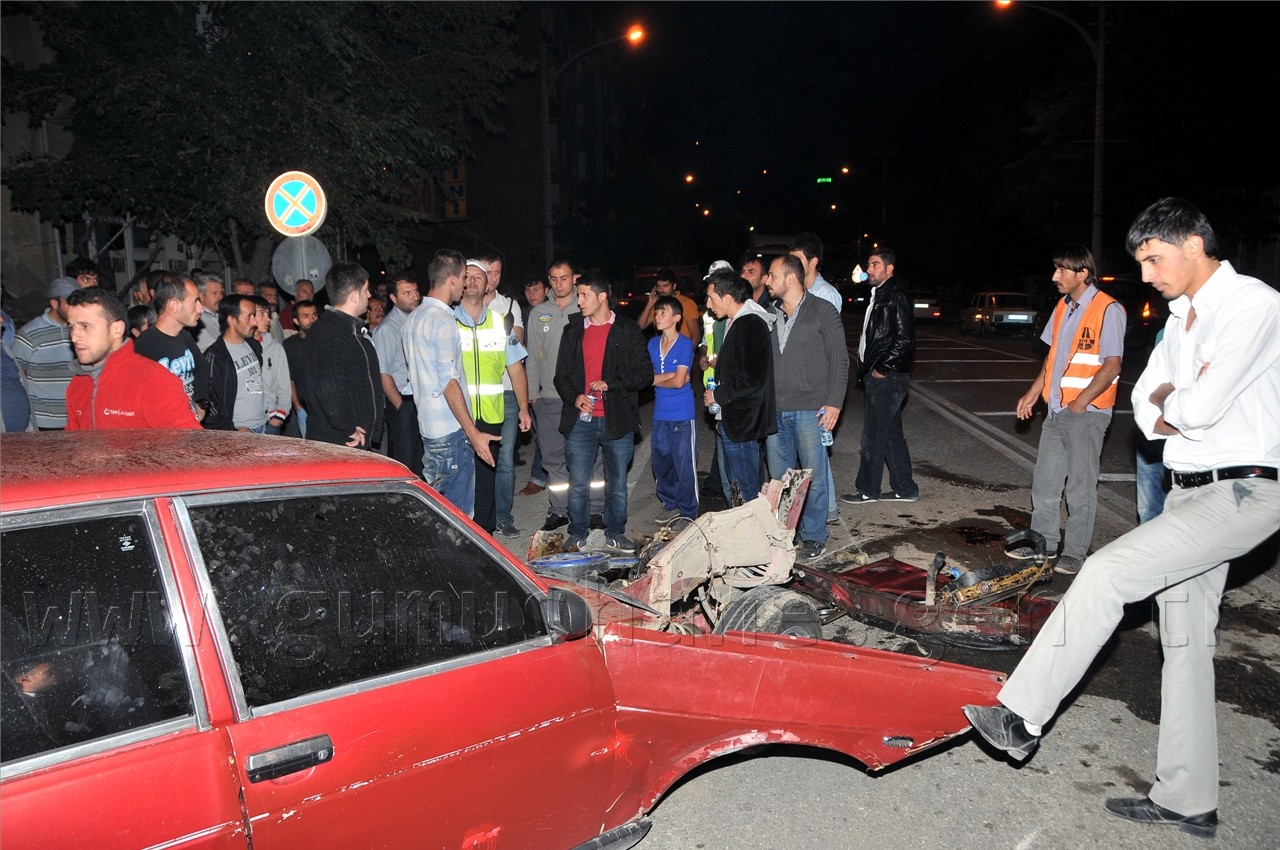 Gümüşhane'de Zincirleme Trafik Kazası 4