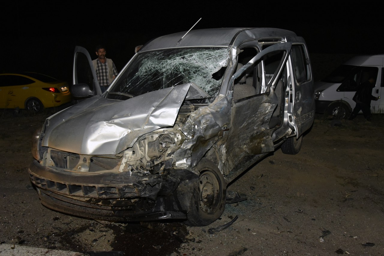 Gümüşhane’de feci kaza: 8 yaralı 14