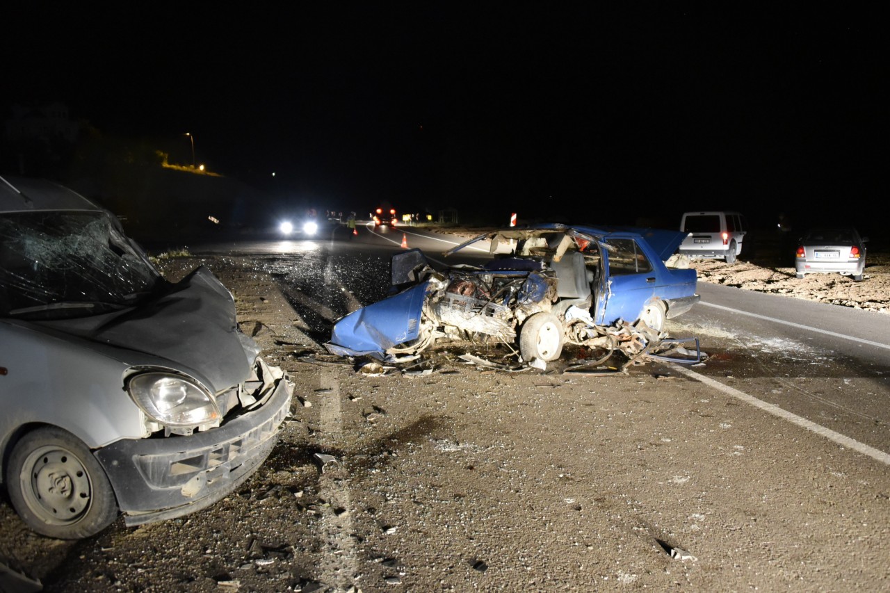 Gümüşhane’de feci kaza: 8 yaralı 15