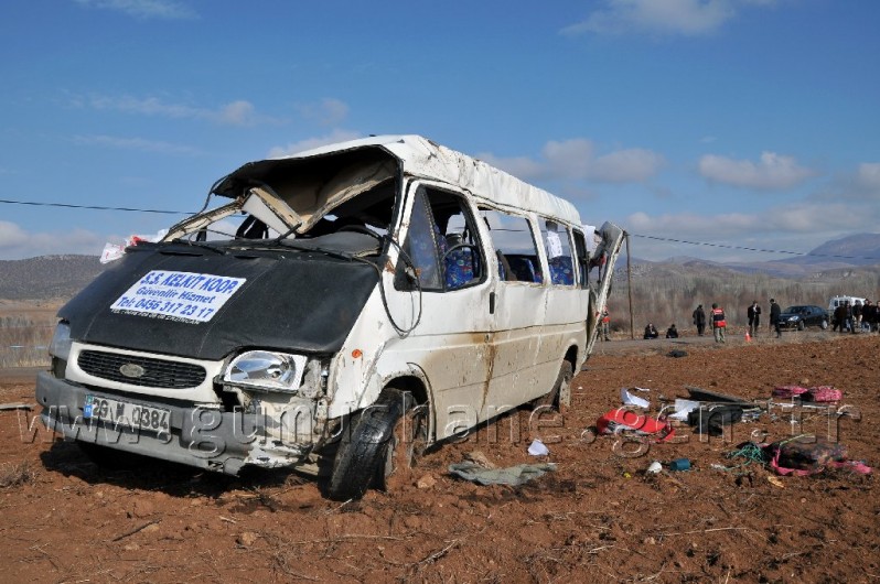 Öğrenci Servisi Kaza Yaptı: 2 Ölü, 15 Yaralı 7