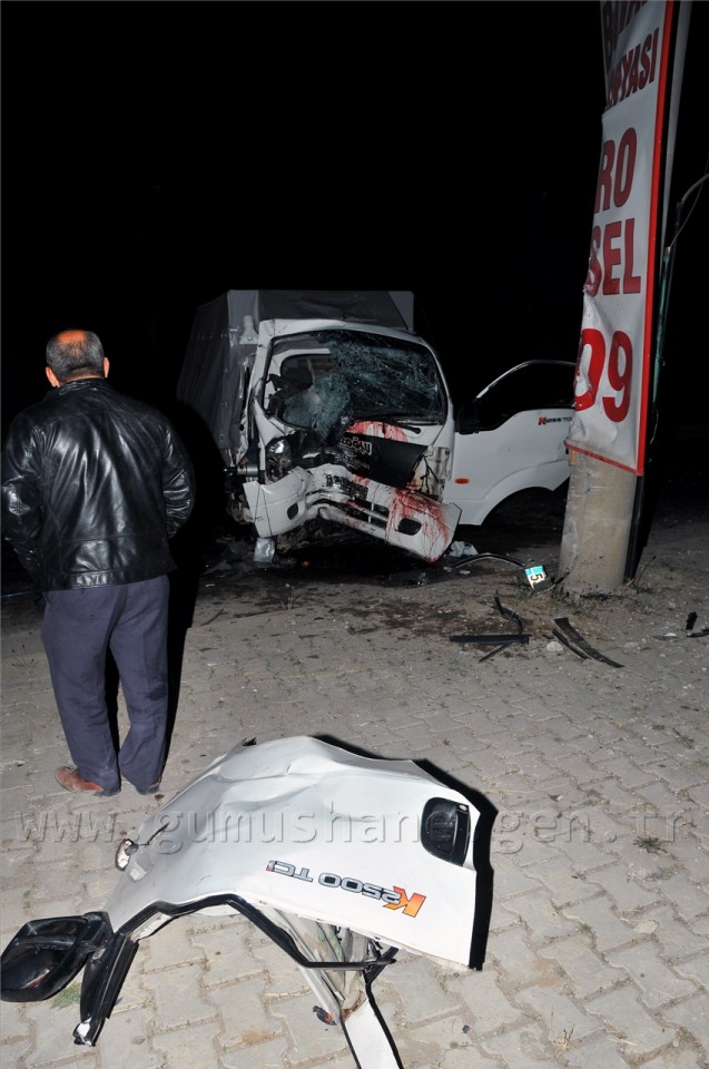 Gümüşhane'de Feci Kaza: 1 Ölü, 3 Yaralı 3